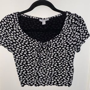 Topshop daisy crop top